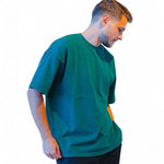 heavyweight tshirt grün seitlich model